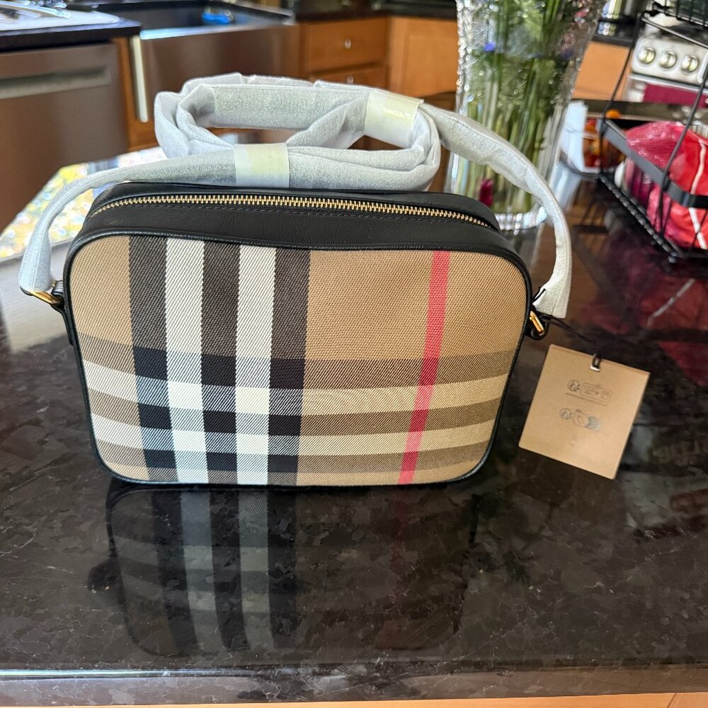 Burberry 1000% Authentic, Large Camera Cross Body Bag